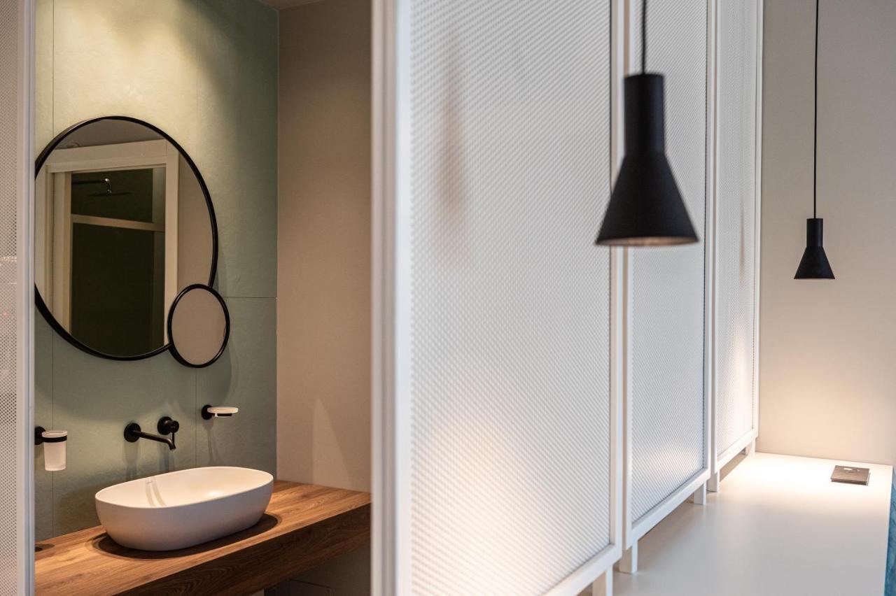 Limen Wellness Hotel & Spa Кампофеличе-ди-Роччелла Экстерьер фото